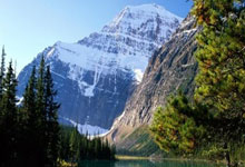 18岁，恩瓦内里是本赛季参与进球上双第二年轻的五大联赛球员.